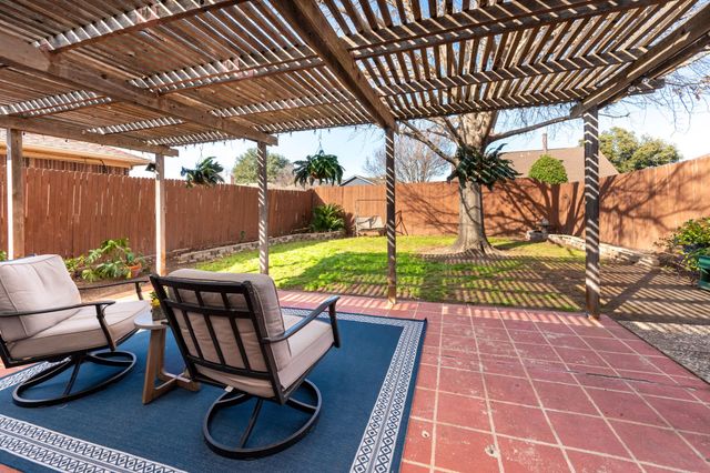 1611 Mission Ridge Trail, Carrollton, TX 75007