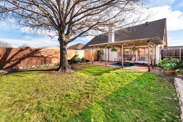 1611 Mission Ridge Trail, Carrollton, TX 75007