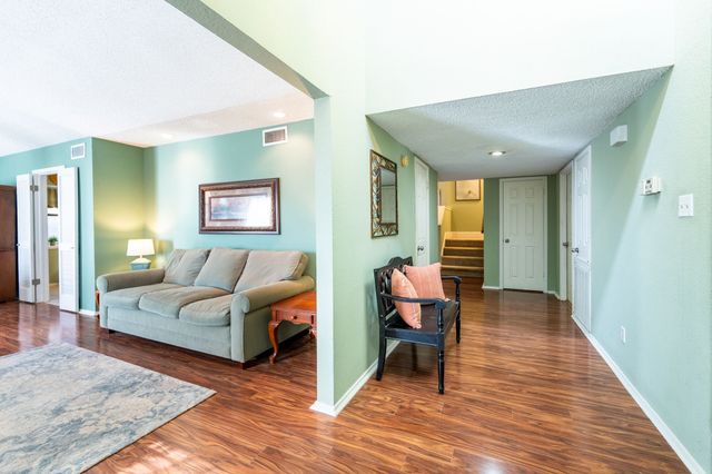 1611 Mission Ridge Trail, Carrollton, TX 75007