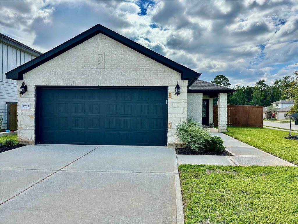 1753 Cayden Oak, Conroe, TX 77304
