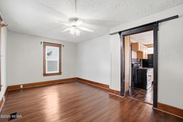 650 S Dewey Avenue, Lima, OH 45801