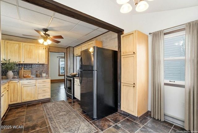 650 S Dewey Avenue, Lima, OH 45801