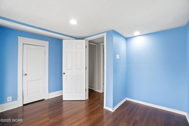 650 S Dewey Avenue, Lima, OH 45801