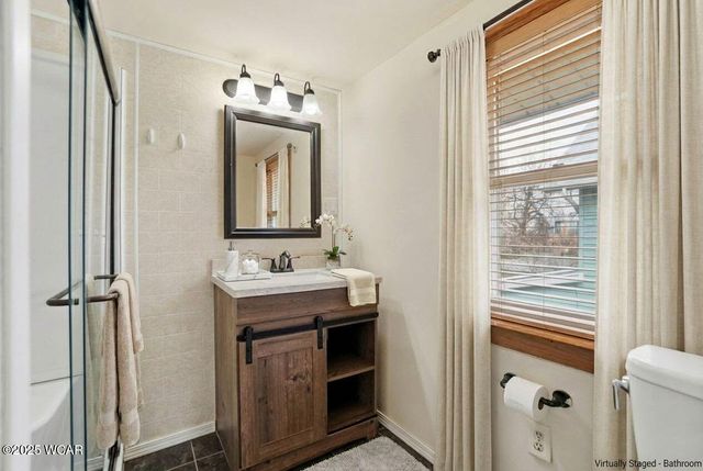 650 S Dewey Avenue, Lima, OH 45801