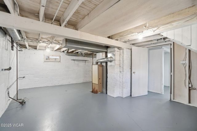 650 S Dewey Avenue, Lima, OH 45801