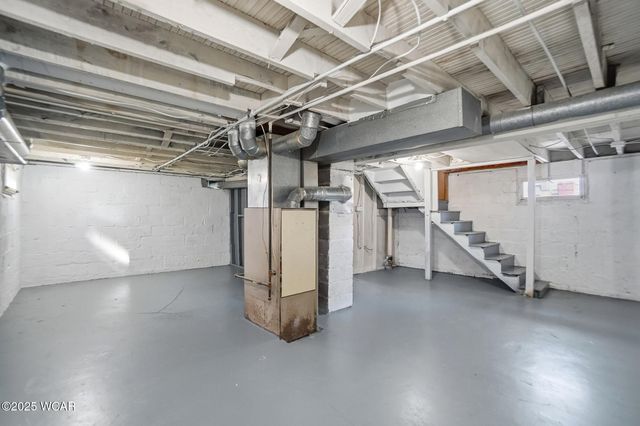 650 S Dewey Avenue, Lima, OH 45801