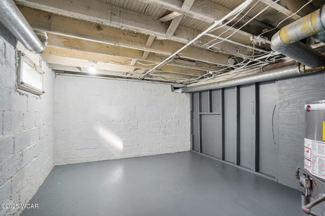 650 S Dewey Avenue, Lima, OH 45801