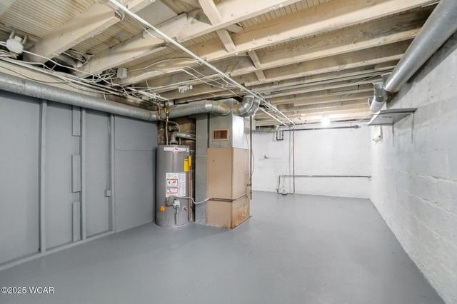 650 S Dewey Avenue, Lima, OH 45801