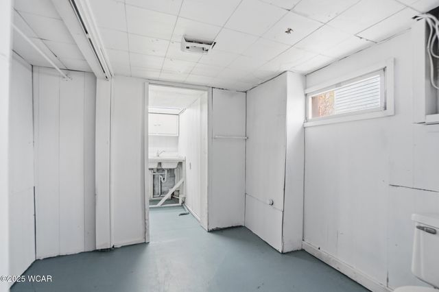 650 S Dewey Avenue, Lima, OH 45801