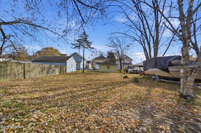 650 S Dewey Avenue, Lima, OH 45801