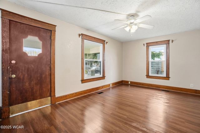 650 S Dewey Avenue, Lima, OH 45801