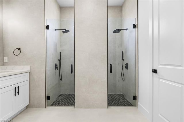 1615 NE 1st AVE, Cape Coral, FL 33909