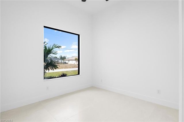 1615 NE 1st AVE, Cape Coral, FL 33909