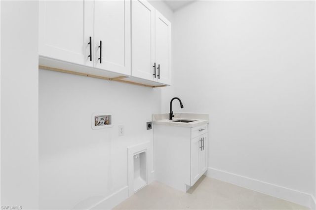 1615 NE 1st AVE, Cape Coral, FL 33909