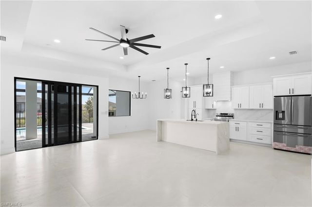 1615 NE 1st AVE, Cape Coral, FL 33909