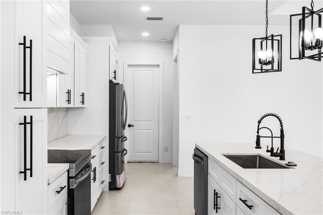 1615 NE 1st AVE, Cape Coral, FL 33909