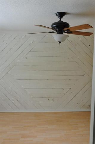 5 W Broken Oak Court, The Woodlands, TX 77381