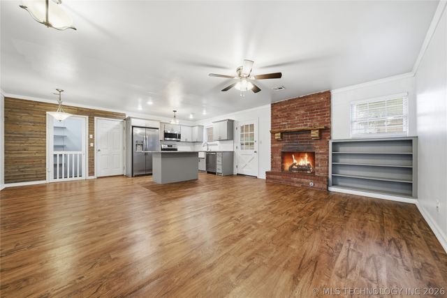 230 N Davis Avenue, Claremore, OK 74017