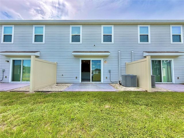 8229 SW 67TH AVENUE, Ocala, FL 34476