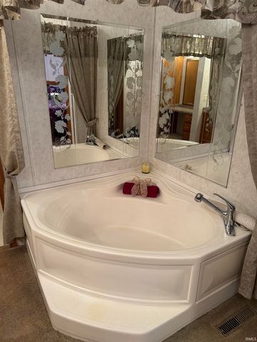 3488 S Wabash Road, Rochester, IN 46975