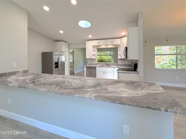816 Scrub Oak Street, South Daytona, FL 32119