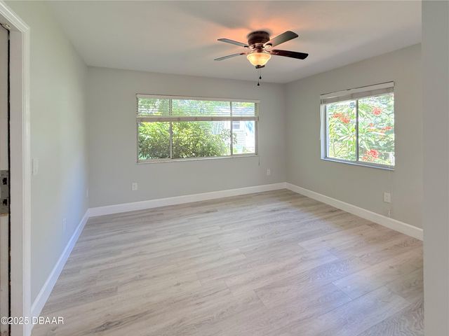 816 Scrub Oak Street, South Daytona, FL 32119