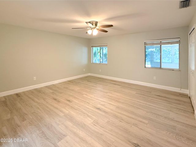 816 Scrub Oak Street, South Daytona, FL 32119