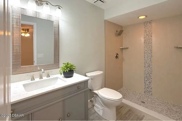 816 Scrub Oak Street, South Daytona, FL 32119