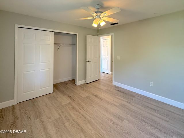 816 Scrub Oak Street, South Daytona, FL 32119