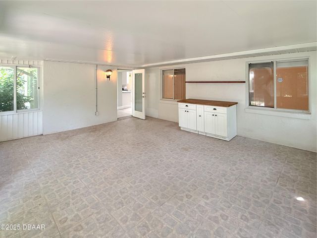 816 Scrub Oak Street, South Daytona, FL 32119