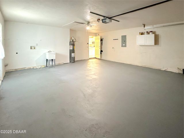 816 Scrub Oak Street, South Daytona, FL 32119