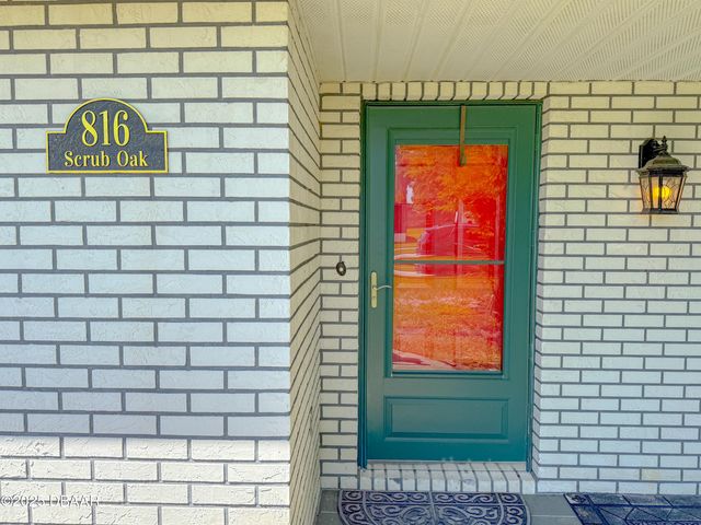 816 Scrub Oak Street, South Daytona, FL 32119