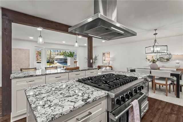 1106 Aurora Court, Dunwoody, GA 30338