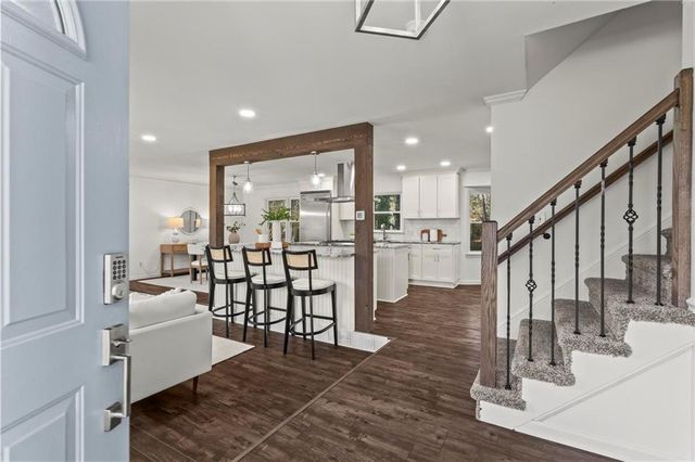 1106 Aurora Court, Dunwoody, GA 30338