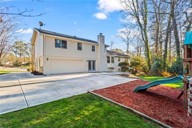 1106 Aurora Court, Dunwoody, GA 30338