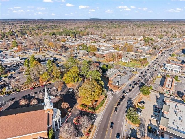 1106 Aurora Court, Dunwoody, GA 30338