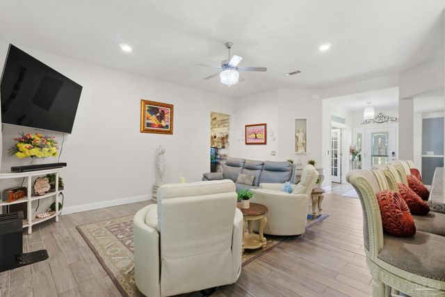 1952 Coral St, Navarre, FL 32566