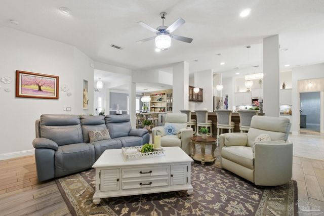 1952 Coral St, Navarre, FL 32566