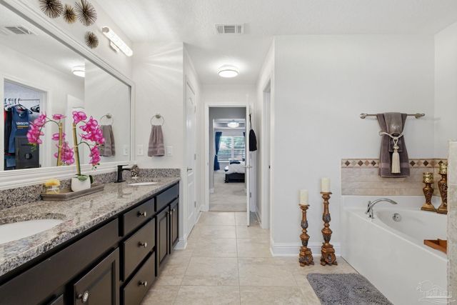 1952 Coral St, Navarre, FL 32566