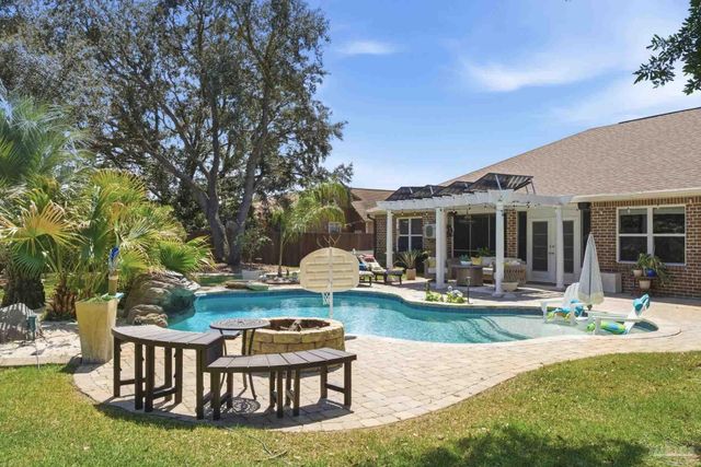 1952 Coral St, Navarre, FL 32566