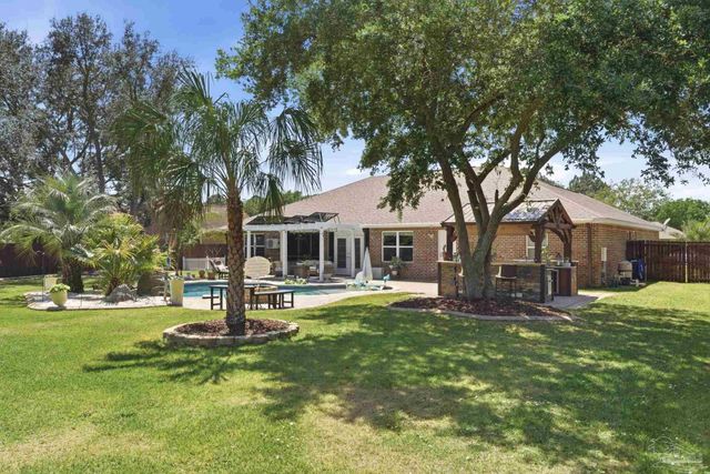 1952 Coral St, Navarre, FL 32566