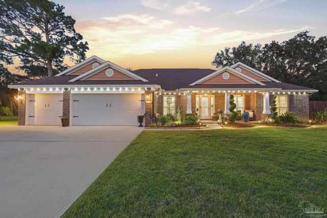 1952 Coral St, Navarre, FL 32566
