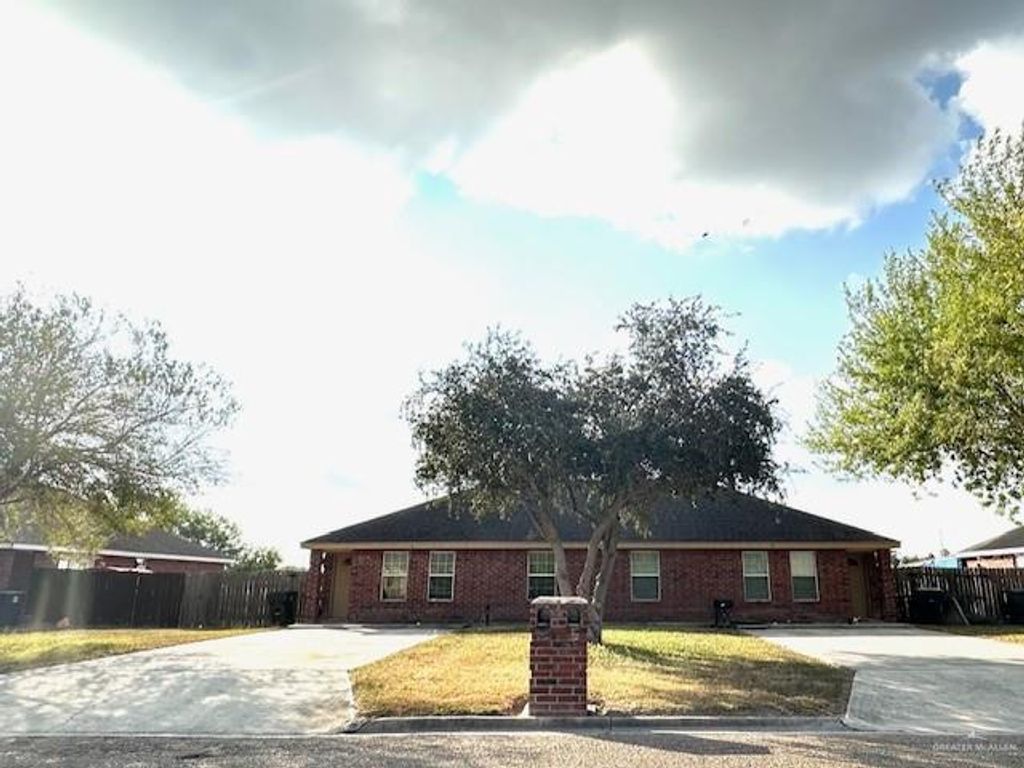 2101 N G Street, Harlingen, TX 78550