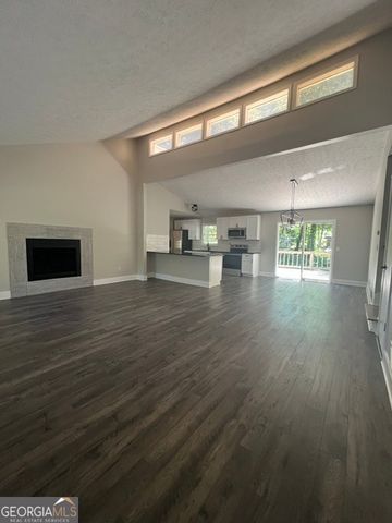 6061 Ridge Way, Douglasville, GA 30135