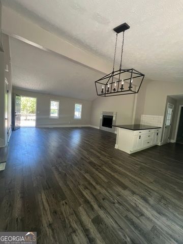 6061 Ridge Way, Douglasville, GA 30135