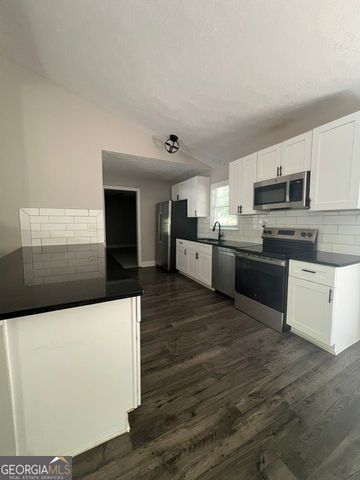 6061 Ridge Way, Douglasville, GA 30135