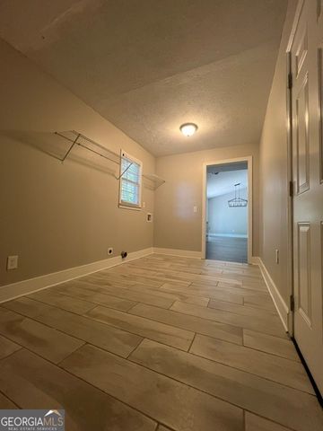 6061 Ridge Way, Douglasville, GA 30135