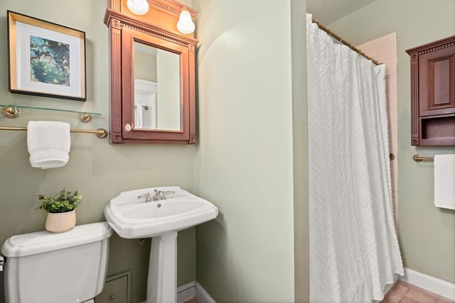 43 Linnaean Street 35A, Cambridge, MA 02138