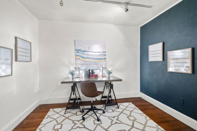 43 Linnaean Street 35A, Cambridge, MA 02138