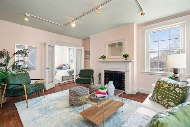 43 Linnaean Street 35A, Cambridge, MA 02138